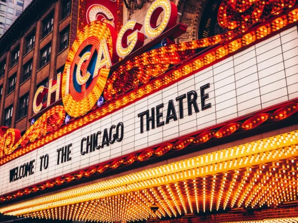 The Chicago Theatre Tour Experience